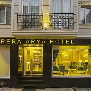 3* Otel Pera Arya